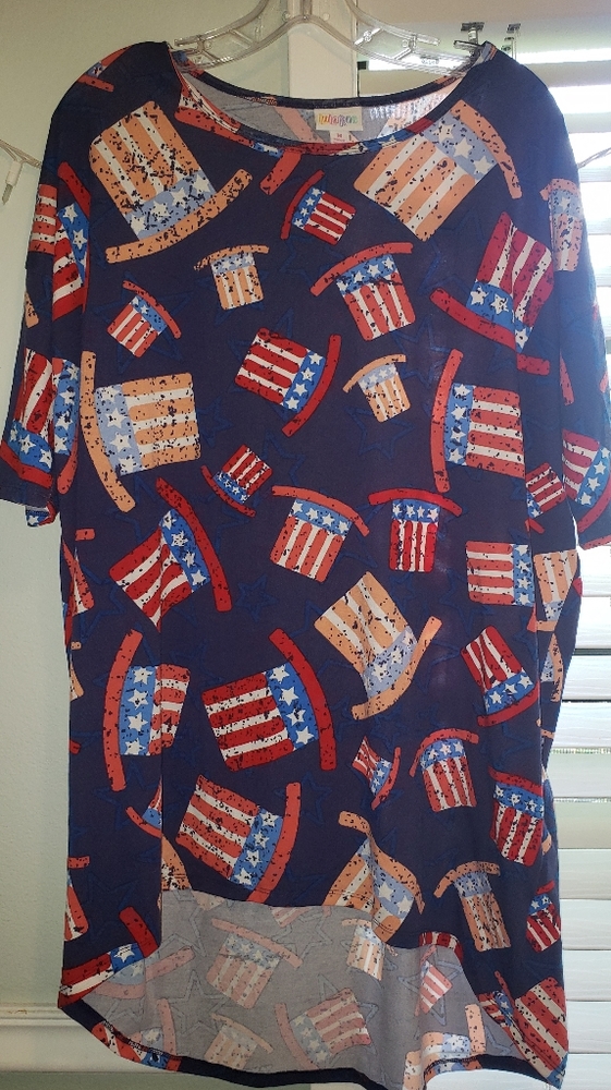 LuLaRoe patriotic tunic top